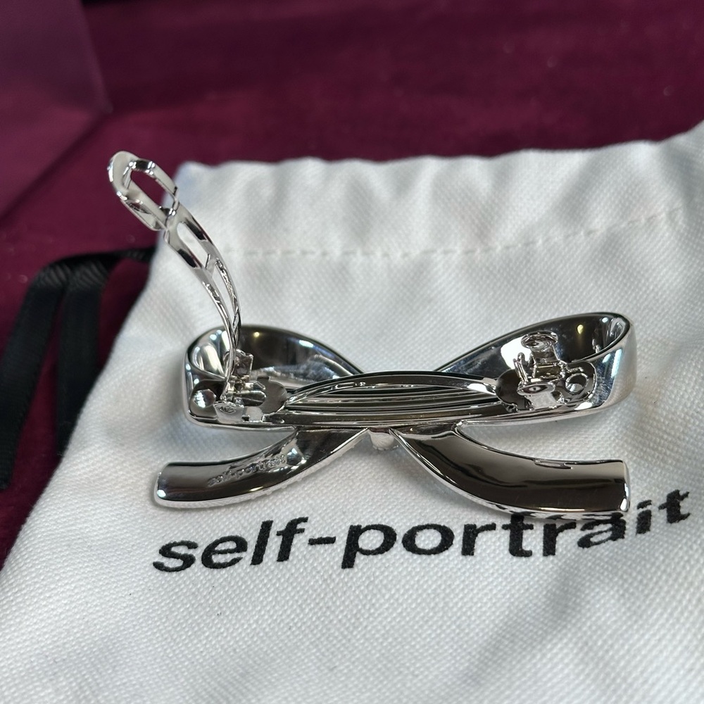 self-portrait Crystal Bow Hairclip in Silver diamond rhinestone barrette - Picture 6 of 7